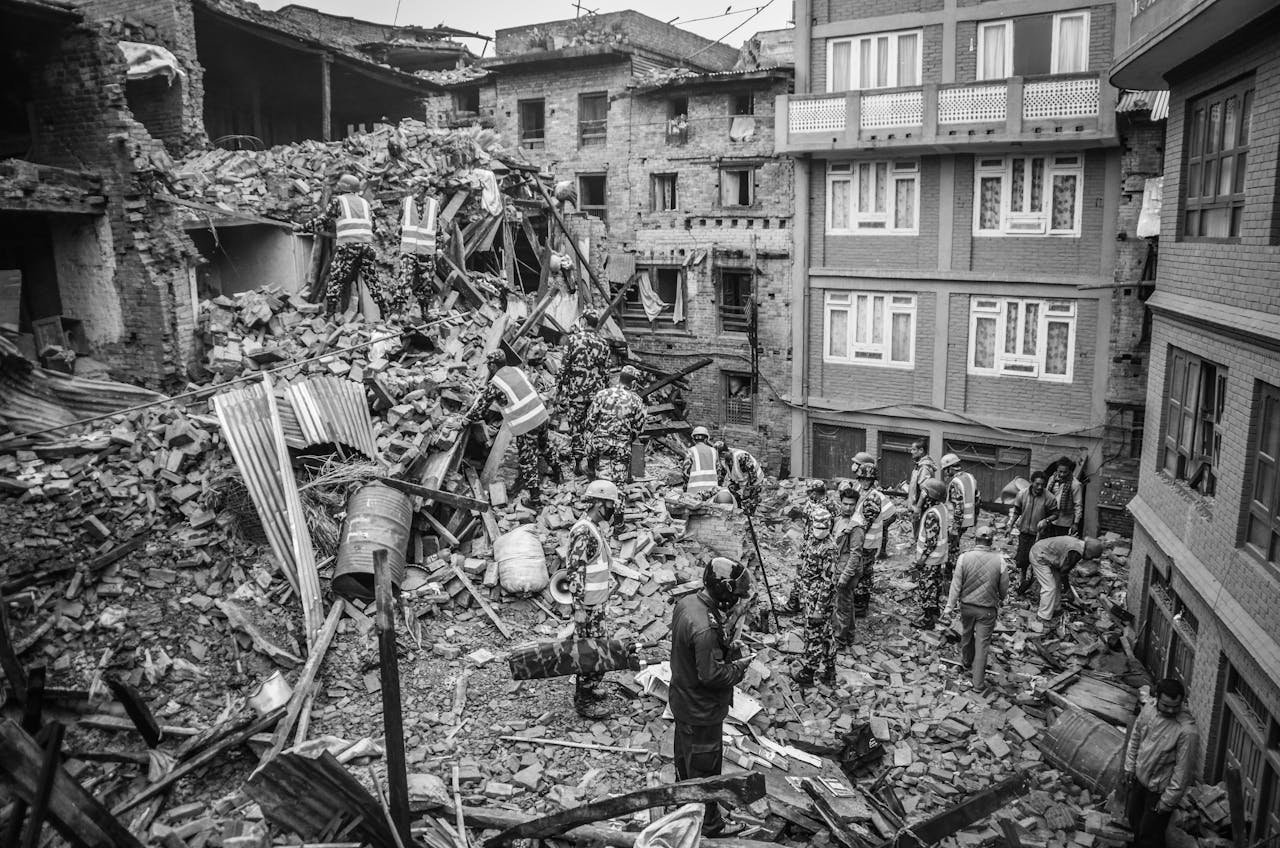 İzmir'de Deprem
