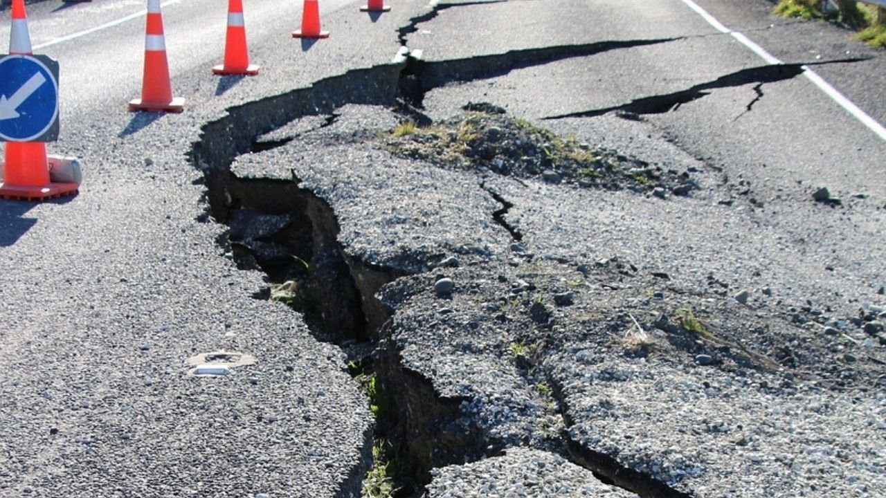 Ardahan’da Deprem mi Oldu