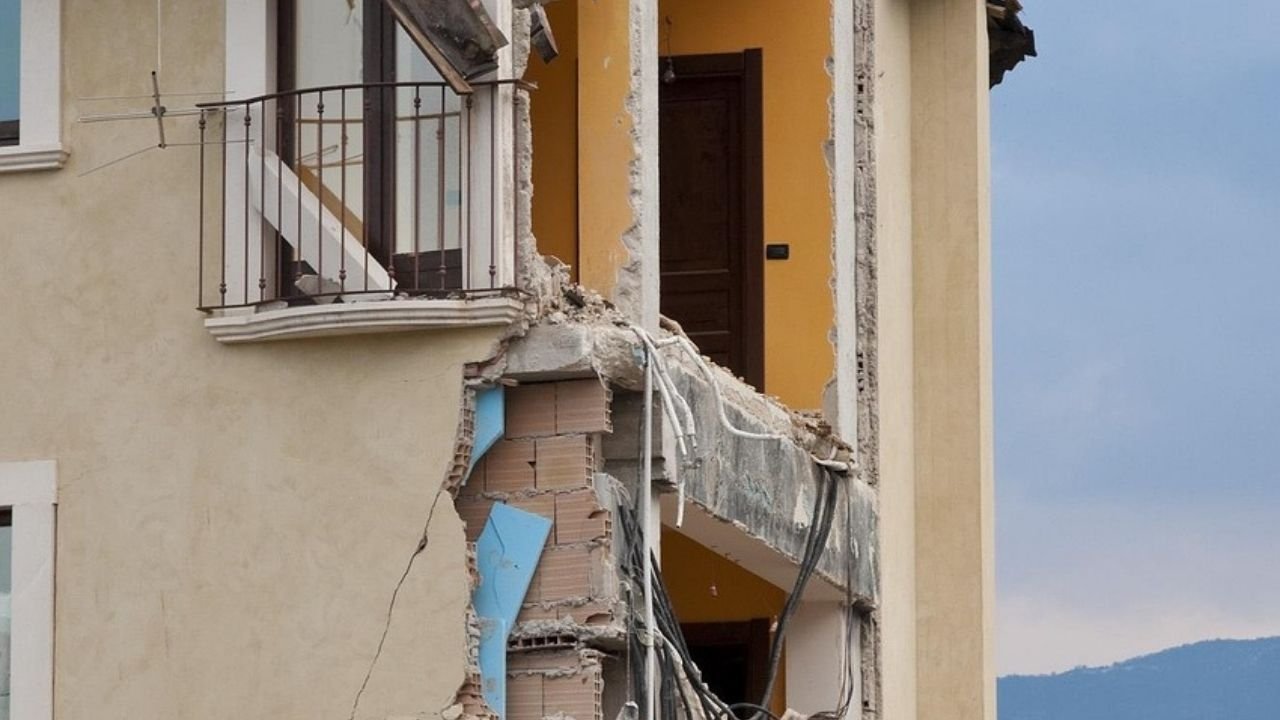 Balıkesir'de Deprem
