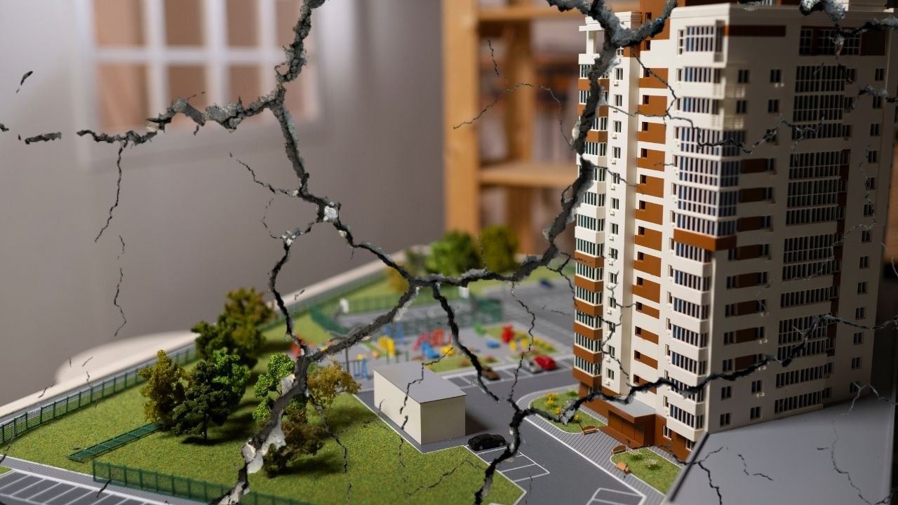 Malatya'da Deprem Sonrası Yaralar Sarılıyor