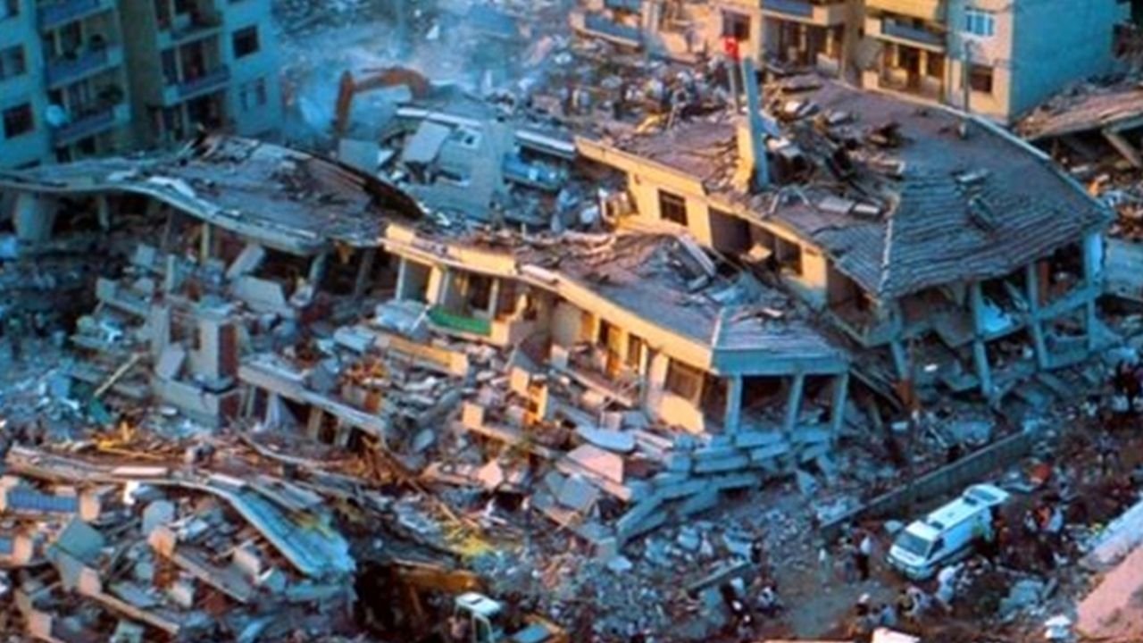 Balıkesir Sındırgı’da 5.0 Büyüklüğünde Deprem 